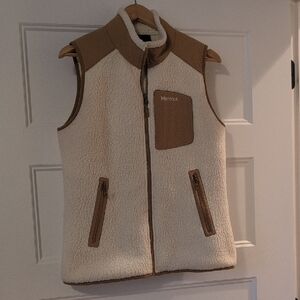 Marmot Women's Tan and Crram Sherpa Vest